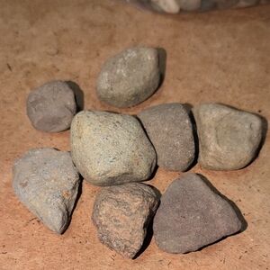 ❤️‍🔥10/$10❤️‍🔥 Set Of Natural River Stones